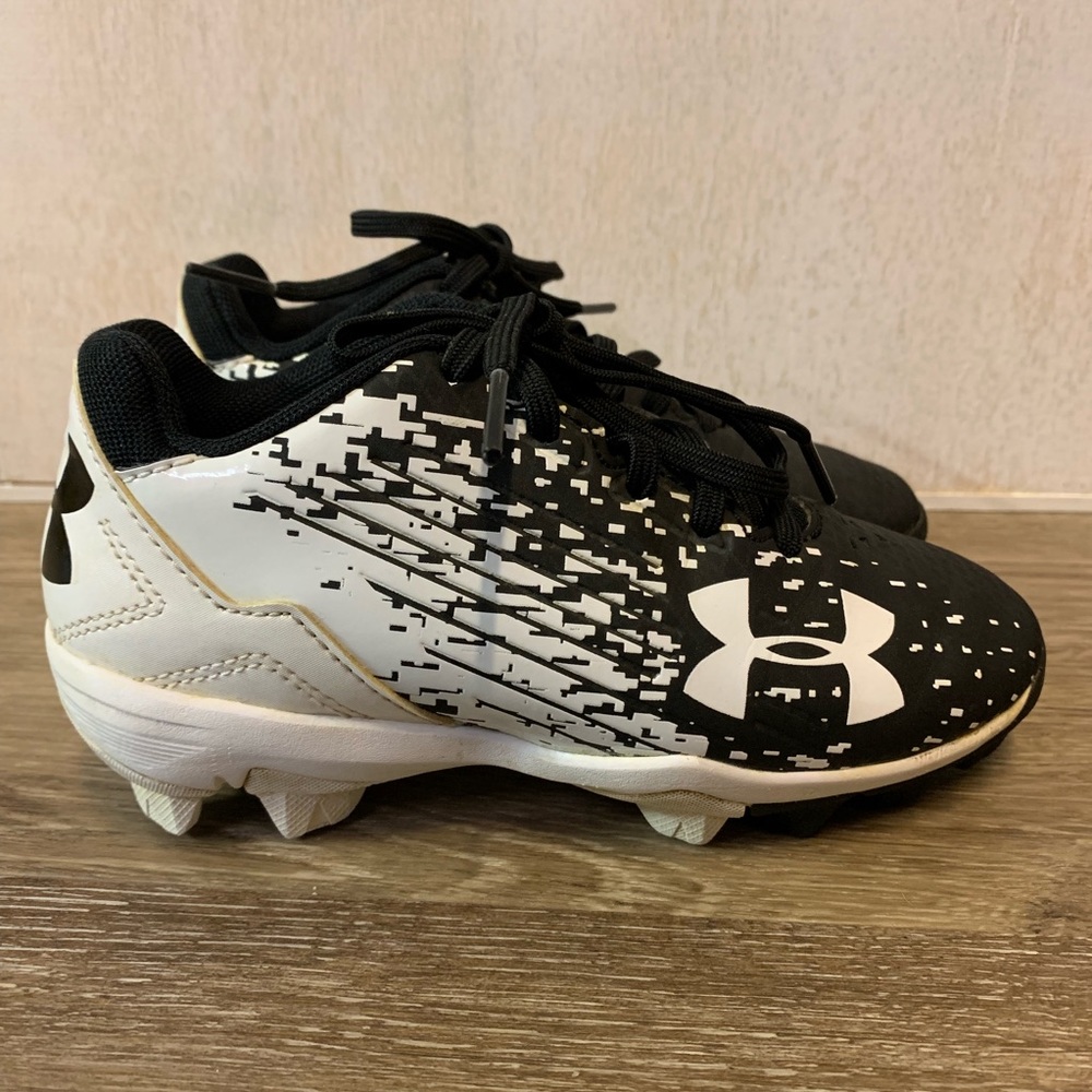 Leadoff Low RM Jr. Baseball Cleats